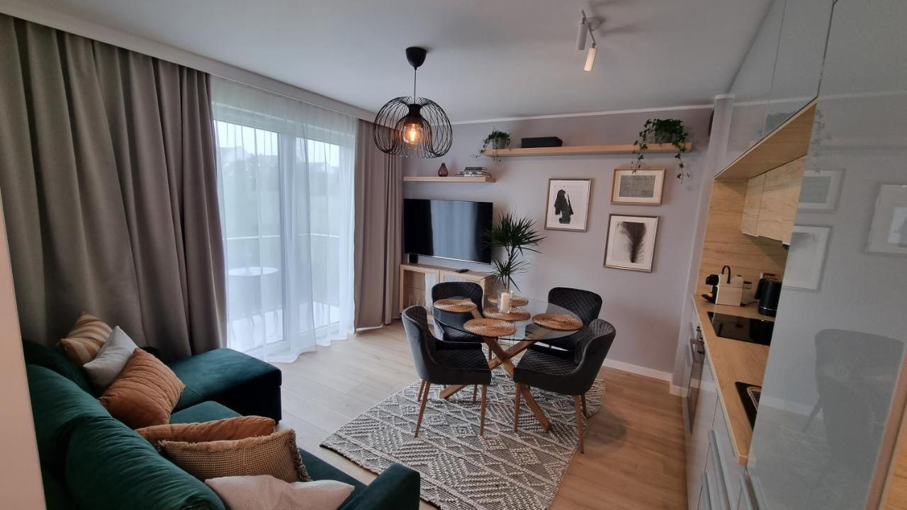 Apartament Mlody Gdansk - Bezplatny Parking, Mocne Wifi, Dobre Polaczenie Z Lotniskiem Εξωτερικό φωτογραφία